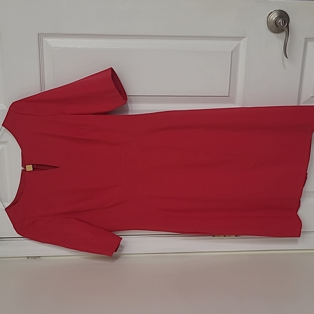 Tahari Sheath Pocket Short Sleeve Dress
